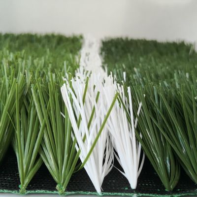 50 mm Wysokość boiska piłkarskiego Sztuczna trawnika z certyfikatem SGS Konkurencyjny