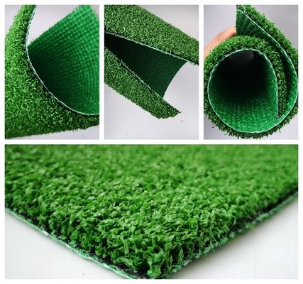 15 mm Wysokość stosu Rolowanie dywanu z trawy syntetycznej do stadionu piłkarskiego